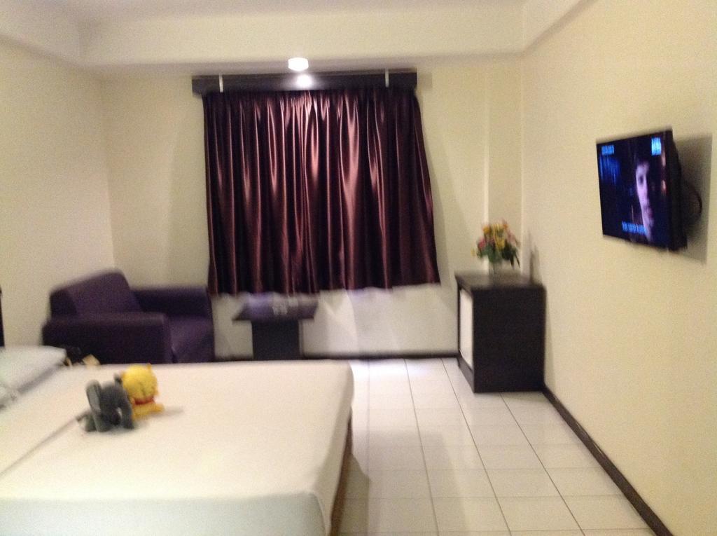Lai Lai Mutiara Hotel Batam Екстер'єр фото