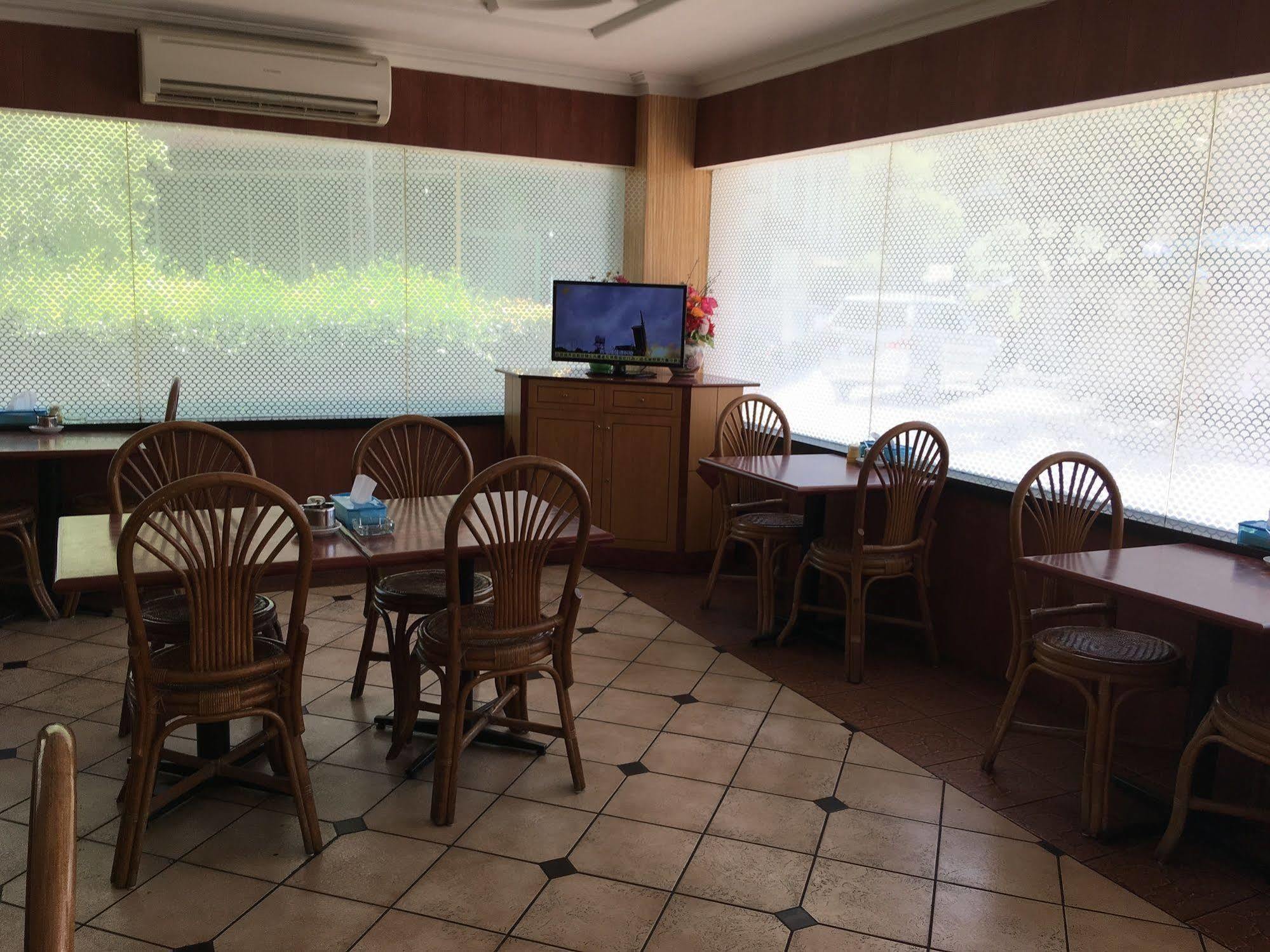 Lai Lai Mutiara Hotel Batam Екстер'єр фото