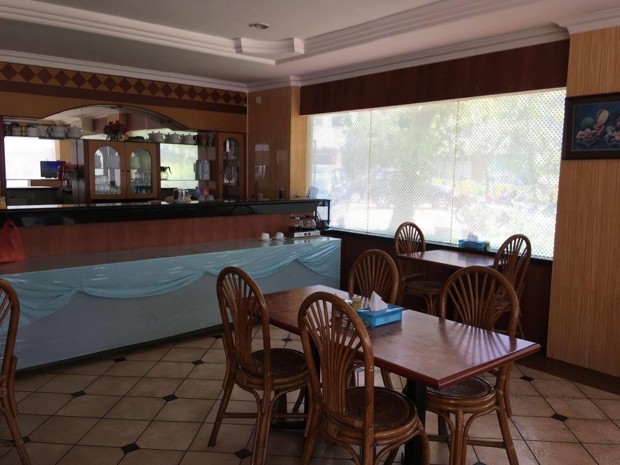 Lai Lai Mutiara Hotel Batam Екстер'єр фото