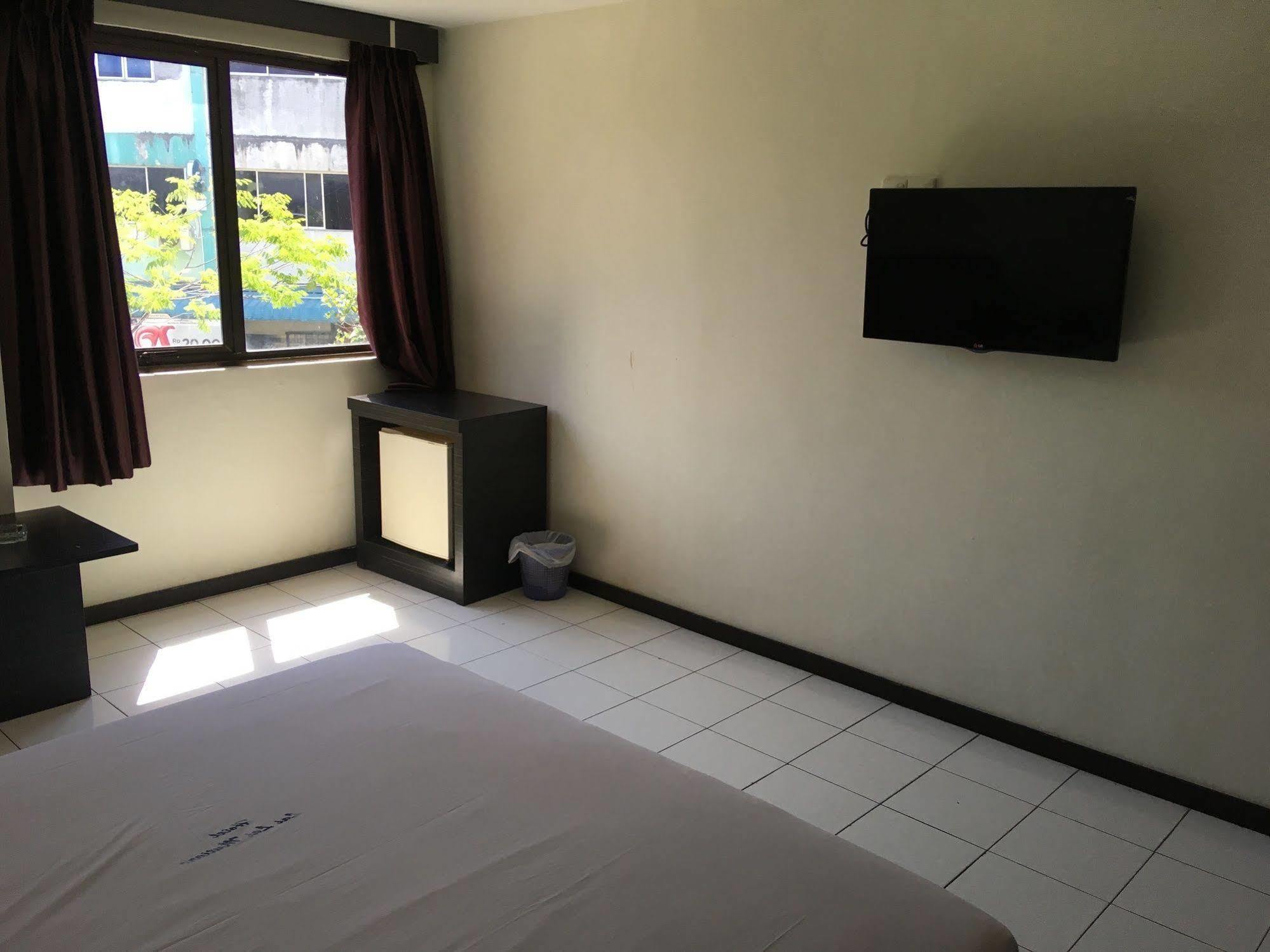 Lai Lai Mutiara Hotel Batam Екстер'єр фото